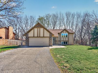 14121 Providence Ln