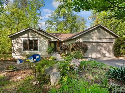 Property at 9 Channel Ln, Salem, SC