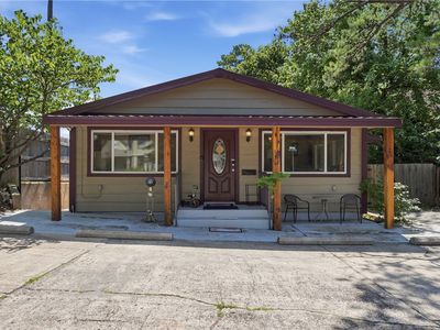 182 W Van Buren