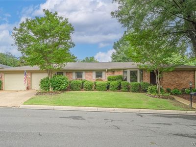 708 Reston Dr