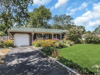 8 Baymens Court