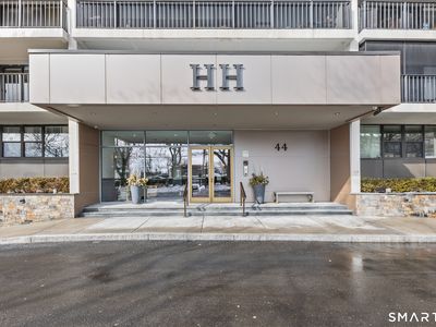 44 Strawberry Hill Avenue #8K