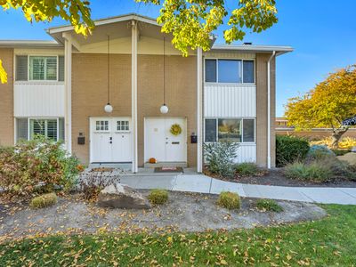 825 E Three Fountains Cir UNIT 16