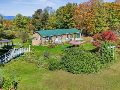 3081 Perry Hill Road