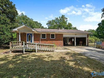 2302 Hamilton Dr SW