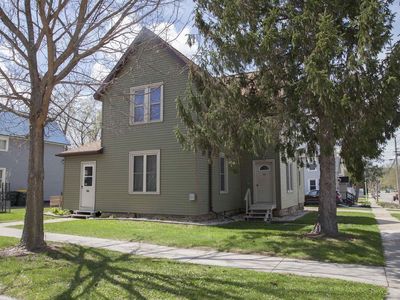 886 N Central Avenue