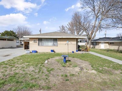 Property at 1614 W 6th Ave #A & B, Kennewick, WA
