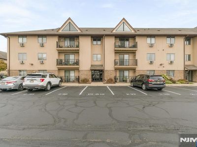 651 Riverside #B15