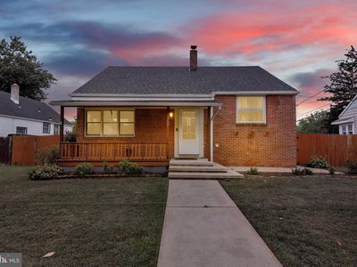 308 Newport Ave