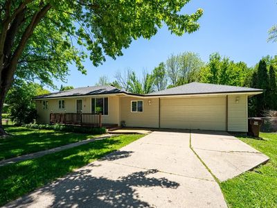 4361 Antelope Dr
