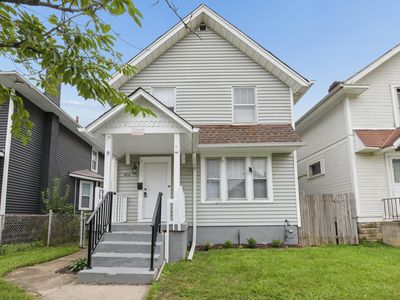 212 S Harris Ave