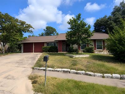 10104 Pond View Cir