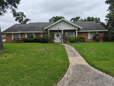 814 Oak Leaf St