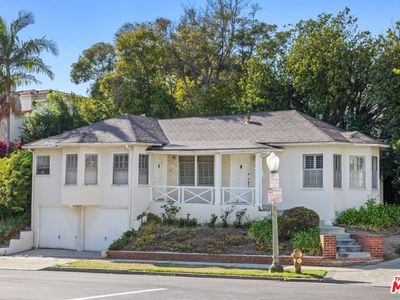 10301 Mississippi Ave