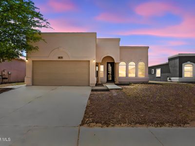 813 Desert Bush Dr