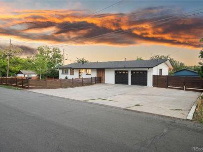 6000 W 8th Avenue