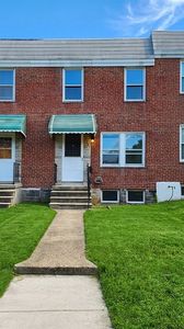 3907 Lyndale Ave