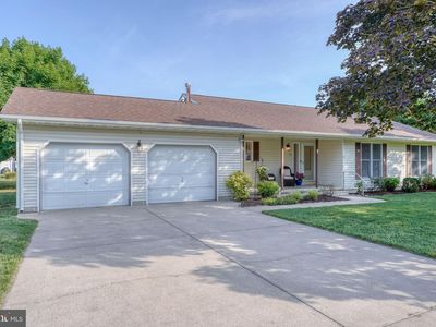 33 Valley Forge Dr