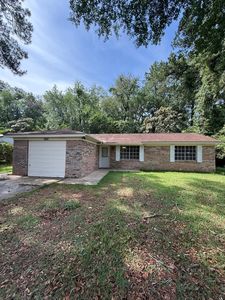 3529 Wood Hill Dr