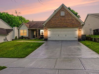 2228 Kenwood Dr