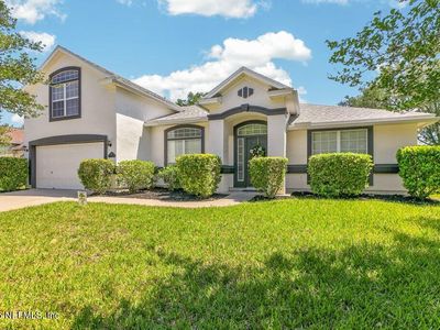 640 GRAND PARKE Drive
