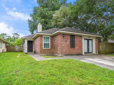 24826 Broad Pine Dr