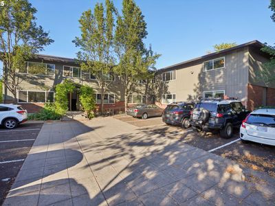 2301 SE Caruthers St APT 10