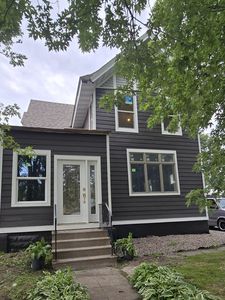 12 Oakley Ave