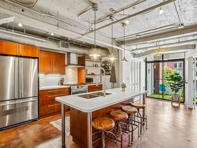 328 W 200 S APT 202