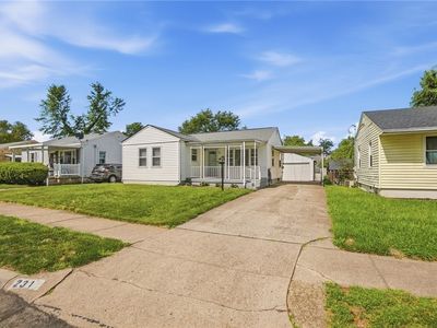 231 N Westview Ave