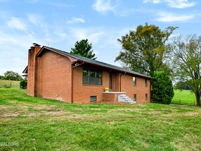 5008 N Wildwood Rd