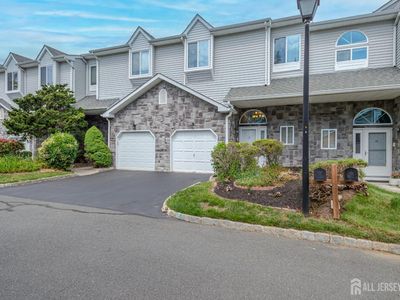 Property at 15 Daleron Pl, Laurence Harbor, NJ
