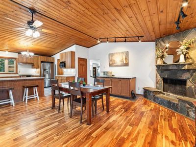 2349 Kevin Ct