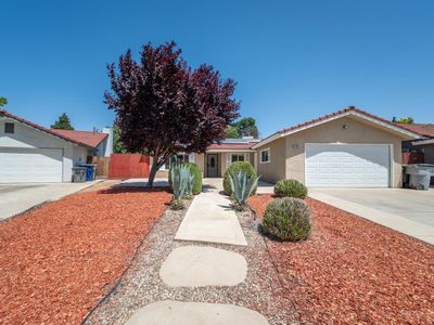6168 N Lola Ave