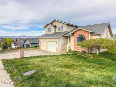 805 S 4th Street Loop
