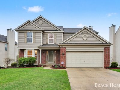 2511 Black Horse Dr NE