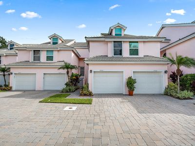 3905 Fairway Drive N