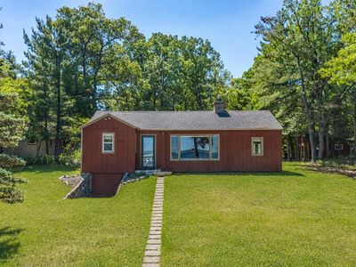 27095 Pelican Lake Rd