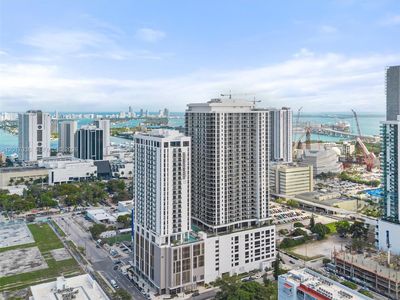 1600 NE 1st Ave APT 2405