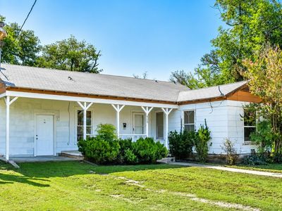 609 Laurel Dr