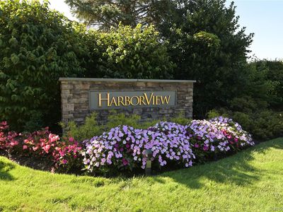 100 Harbor View Drive #401