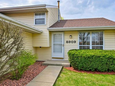 8909 North 70th STREET