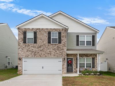 5518 English Holly Way