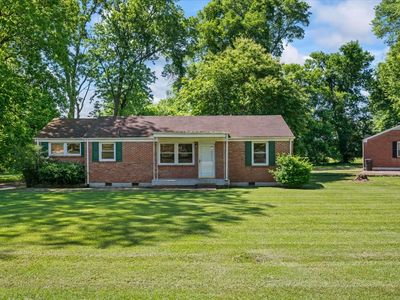 205 Pleasant Dr