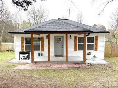 126 Laura Rd