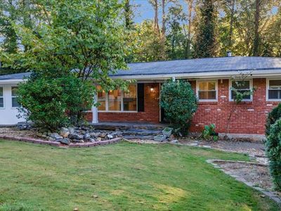 2473 Woodacres Rd NE