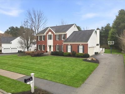 24 Winthrop Dr