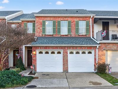 1004 Old Metairie Pl