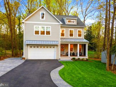 916 Waterview Dr
