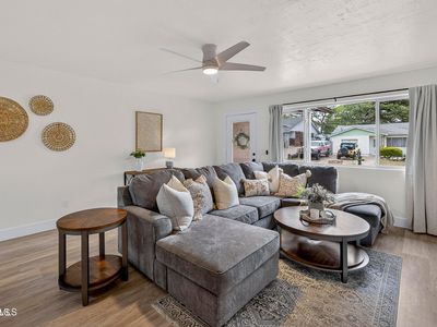 3449 N Alta Vista Drive